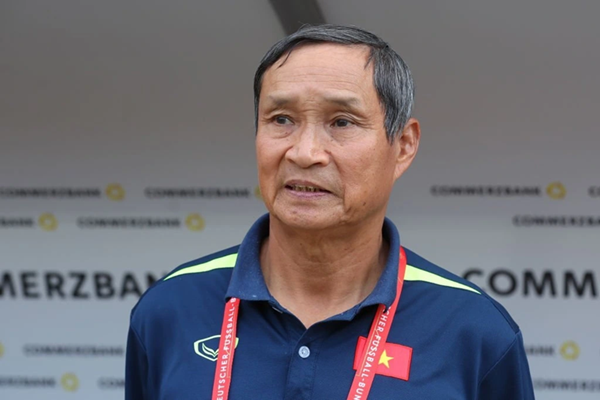 Chiến Thắng 4-0 Trước Guam