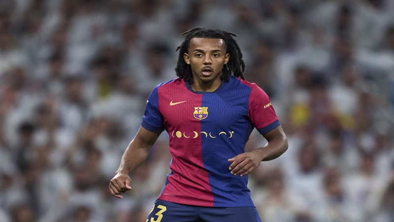 Phân tích trận đấu giữa Sao đỏ Belgrade và Barcelona